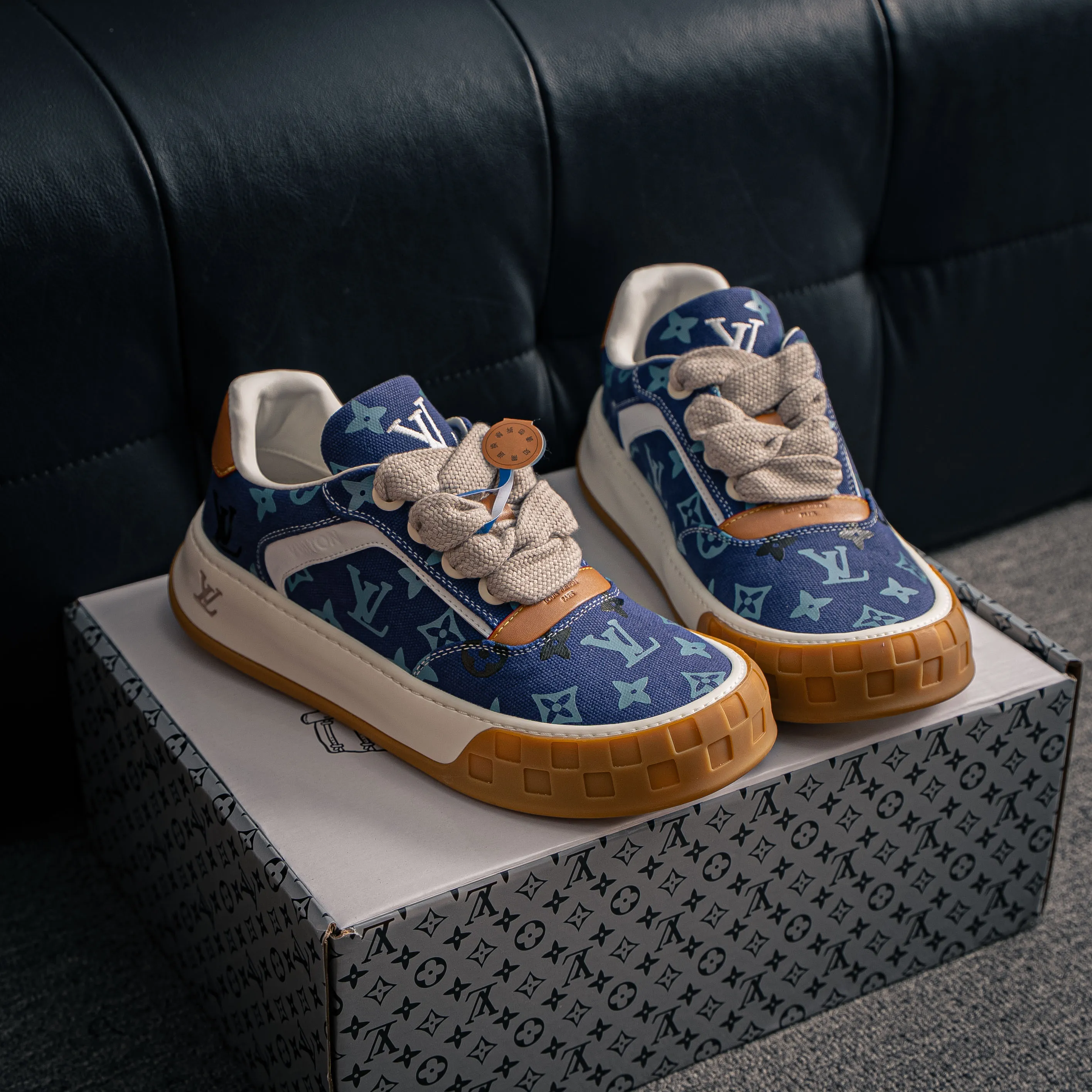 # LV LOUIS VUITTON Tilted Low Sneakers Series Low-Top Retro Versatile Skate Shoes 2026 Skate Shoes Shoes